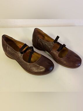 Comfortiva Align Farmington Women’s Brown Leather Mary Jane Shoes size 9.5 Wide